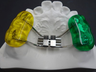 隐形口腔正畸矫治矫治器牙齿矫治器牙具矫治器图1